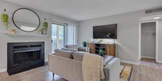 The Retreat at Lake Johnson Apartments Gallery 22