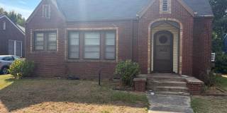 Beautiful 3 Bedroom Home in Broadmoor Beautiful 3 Bedroom Home in Broadmoor Gallery 1