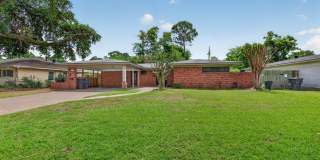 Gorgeous 3 Bedroom Home in Shreve Island Gorgeous 3 Bedroom Home in Shreve Island Gallery 1