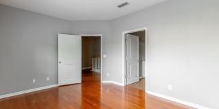 4102 Regency Court Gallery 25