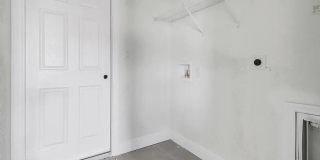 408 Chiquita Boulevard N Gallery 16