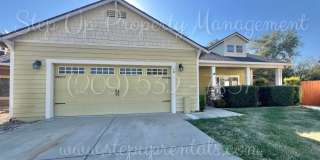 Elegant and Spacious 3-Bedroom Home with Modern Upgrades! Gallery 1