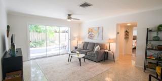 West of Trail Mid-Century Gem with New Designer Kitchen & Oversized Corner Lot Gallery 6