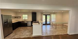 995 Fleetwood Circle SW Gallery 4
