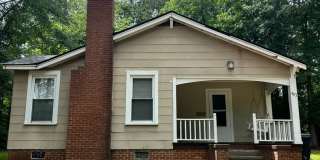 3 bedroom home Great location! Gallery 1