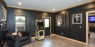 2210 Spalding Drive Gallery 75