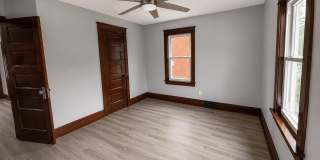 832 Thomas Street Gallery 14