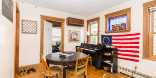 6 bed in Mission Hill Gallery 9