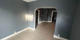 2 Bedroom Lower Duplex Milwaukee Gallery 3