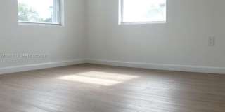 2275 NW 99th Terrace, Miami, FL 33147 Gallery 11