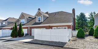 15552 Smithfield Drive Gallery 40