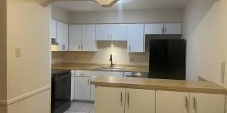 235 silver sands unit: 4 Gallery 3