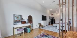 2931 E 12th Street #306 Gallery 18