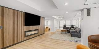 1660 N LaSalle Drive unit: 3205 Gallery 25