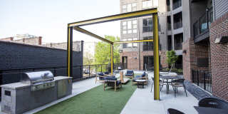 The Dillon Gallery 15