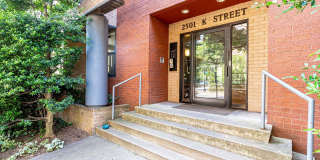 Beautiful One Bedroom in the Heart of Foggy Bottom| Water and Gas Included! Gallery 42