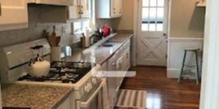 Nice 3 bed in Somerville Gallery 15