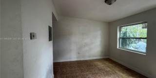 1950 Washington Ave Gallery 13