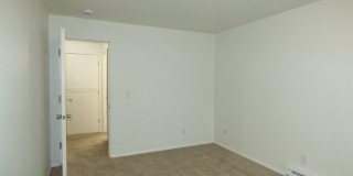 Rent Special: 1/2 Off June's Rent!! - Upstairs 2 Bedroom Unit Gallery 28