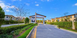 10521 NW 81st Ter Gallery 3