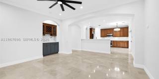 827 SE 2nd Ct Gallery 12