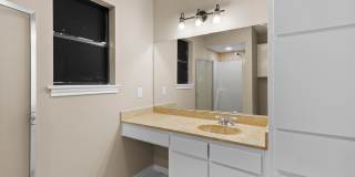 Charming Newly Remodeled Rental Home in a Quiet Neighborhood Gallery 27