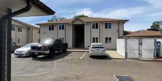 Rent Special: 1/2 Off April's Rent!! 2 Bedroom 1 Bath Unit NE Salem! Gallery 1