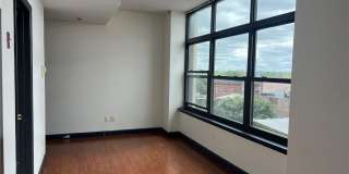 26 North Street unit: 6A Gallery 3