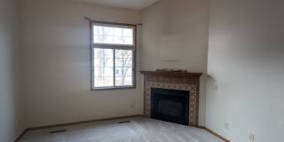 Beautiful 2bed 2bath Home in Mendota Heights Gallery 1
