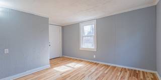 383 Champlain St Gallery 15