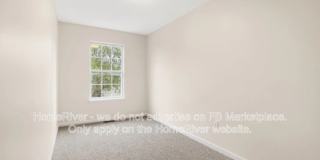 18 E Caven St Gallery 11