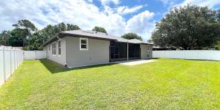 Spacious 2020 Built 3 Bed 2 Bath Home w Fenced Yard in Palm Coast! Gallery 32