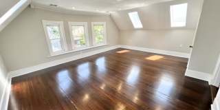 9 Abbotsford St. Gallery 1