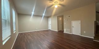 3 Bed 2.5 Bath Condo Off NW Expressway 3 Bed 2.5 Bath Condo Off NW Expressway Gallery 5