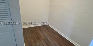 10903 N Kendall Dr Gallery 22