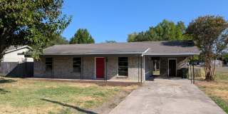 101 Pecan Street Gallery 1