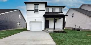 Front Porch Charmer With Hardwood Flooring, Kitchen Island, Pantry and Back Covered Back Deck Gallery 1