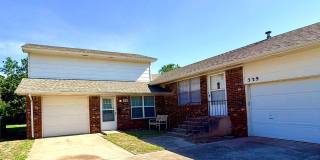Beautifully Updated 2BD 1BA, Two-Story Duplex in Yukon!!! Gallery 1