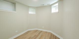 1900 N Lincoln Ave Gallery 6