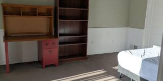 Bright and Spacious Condo for Rent in Downtown Verona Gallery 14