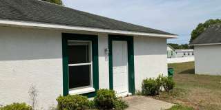 SPACIOUS 3BR/1BA Zephyrhills Duplex w/ Large Living Area! Gallery 1