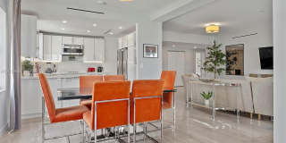 16 Island Ave Gallery 18