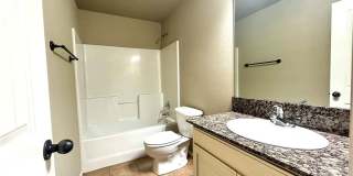 Craftsman style 3 bedroom 2 bath Home - Avail NOW! Gallery 19