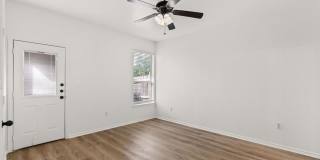 586 Creekside Circle Gallery 10
