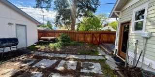 Stunning 3 Bed / 2 Bath Home on 10th Street! Gallery 29