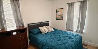 COMING SOON: FULLY FURNISHED!!! 3 bedroom/ 1.5 bathrooms- Short-Term Rental – 2121 Kentucky Ave, Joplin, MO, With a Car Garage!!! Gallery 13