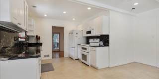 ONE LEVEL LIVING!! in Potomac 4-5 bed 4 baths / Close in Potomac Gallery 5