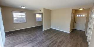 3 Bed 2 Bath House Right Next To Disneyland! Available Now! Gallery 1