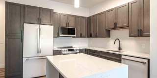 Midtown 205 Gallery 35
