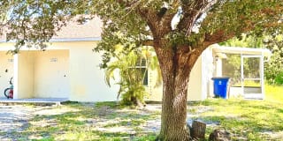 5116-5118 25th Street Southwest - 5116 Gallery 1